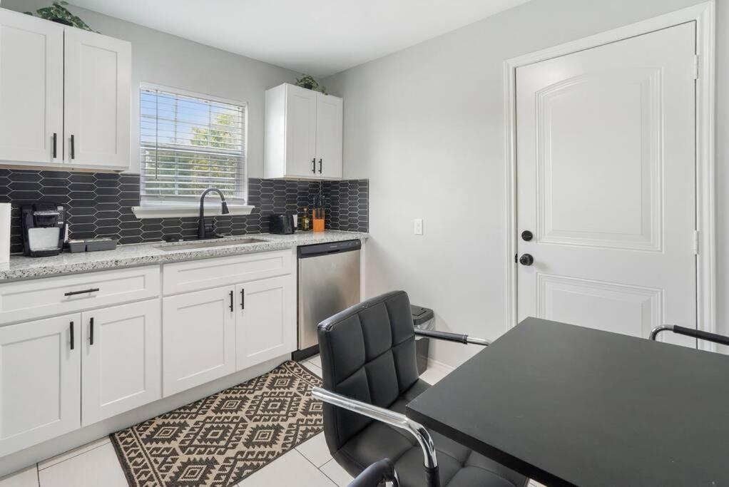 יוסטון Cozy Two Bedroom Home Minutes From Downtown! מראה חיצוני תמונה