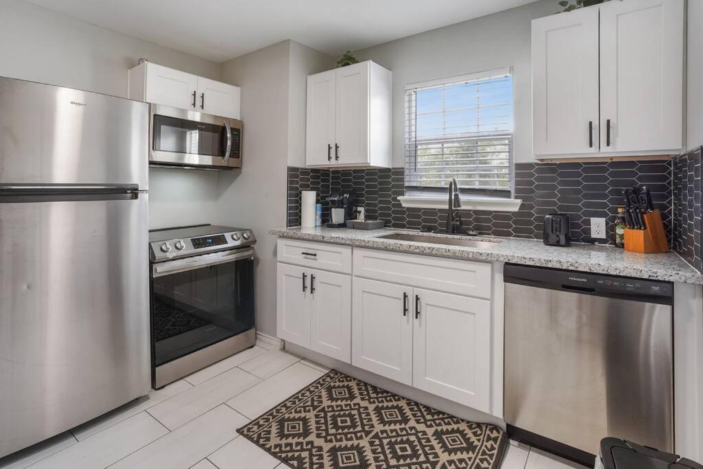 יוסטון Cozy Two Bedroom Home Minutes From Downtown! מראה חיצוני תמונה